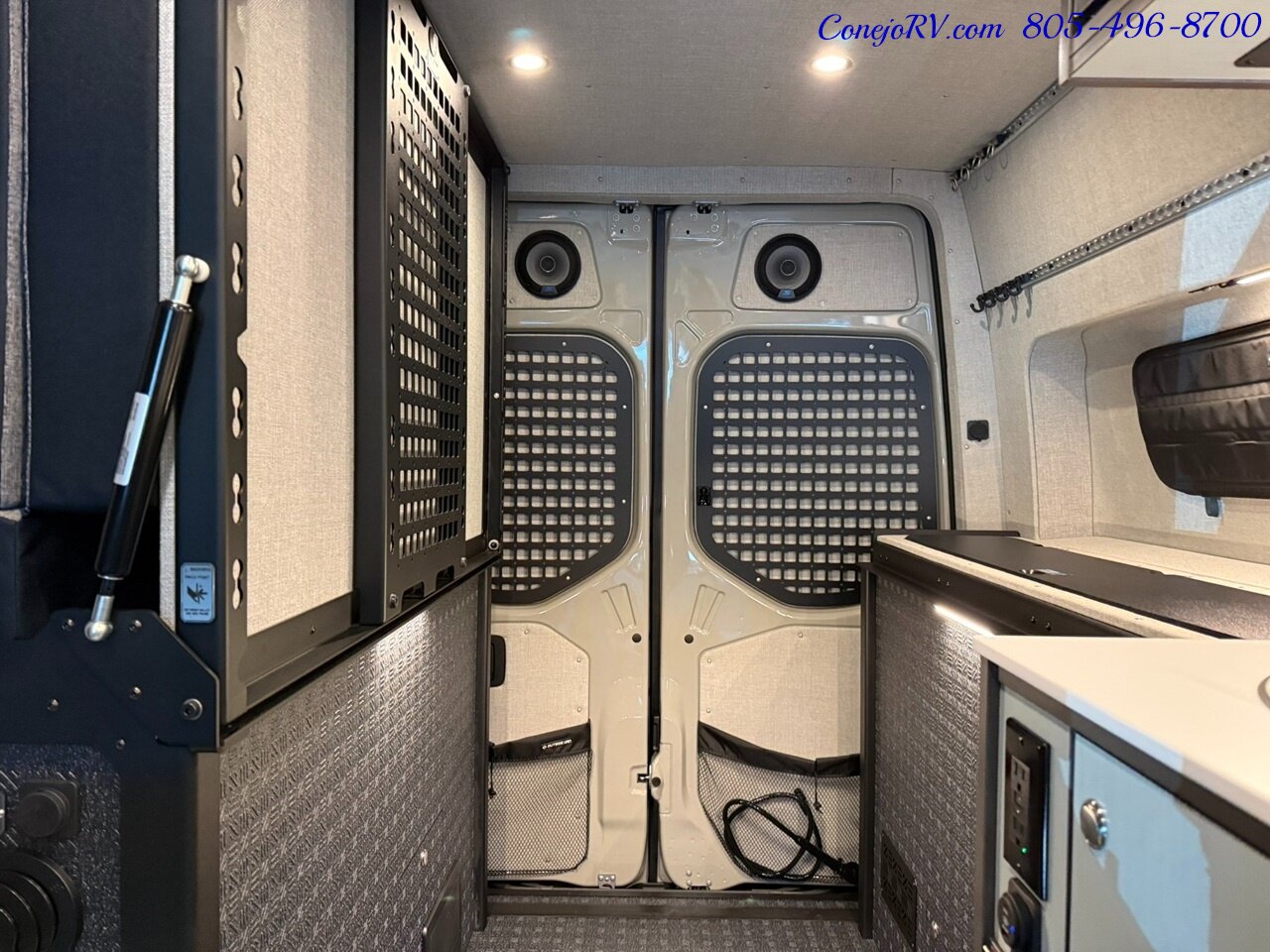 2026 Outside Van Overnight Pop Top Quad Captains Seats 620AH Lithionics  Lithium System Adventure Van - Photo 18 - Thousand Oaks, CA 91360
