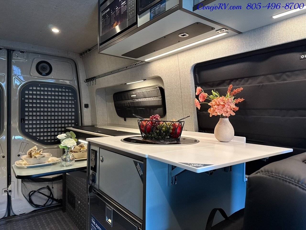 2026 Outside Van Overnight Pop Top Quad Captains Seats 620AH Lithionics  Lithium System Adventure Van - Photo 10 - Thousand Oaks, CA 91360