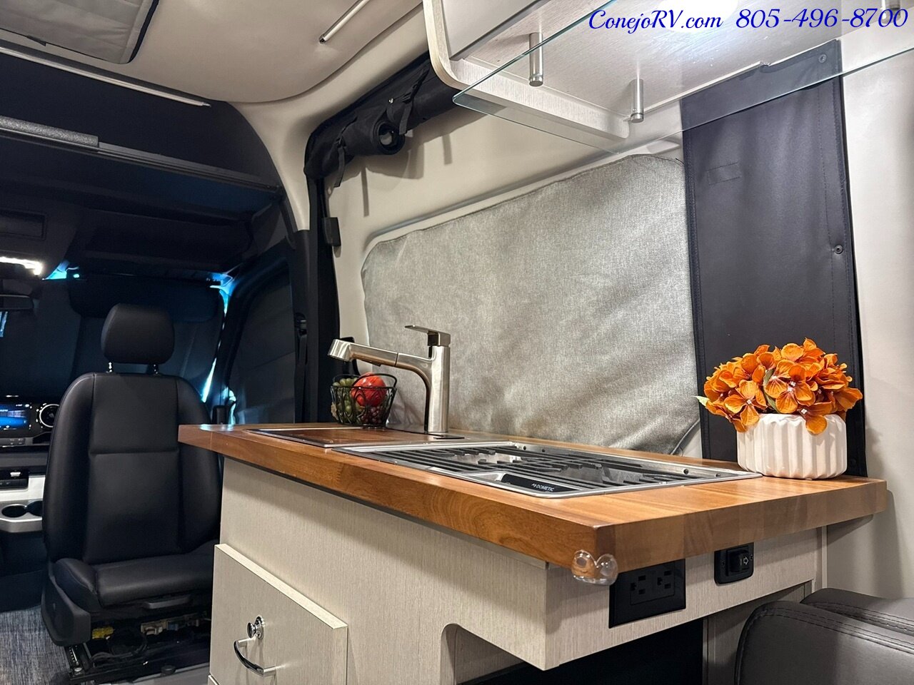 2022 Thor Tranquility 19P 4X4 Sprinter Mercedes Turbo Diesel Lithium System  37K Miles - Photo 14 - Thousand Oaks, CA 91360