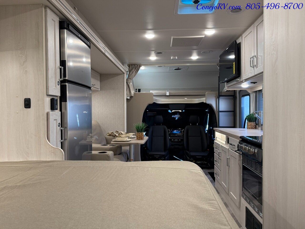2024 Winnebago Vita 24P Full Wall Slide-Out Theater Seats Mercedes Turbo Diesel 6K Miles - Photo 23 - Thousand Oaks, CA 91360