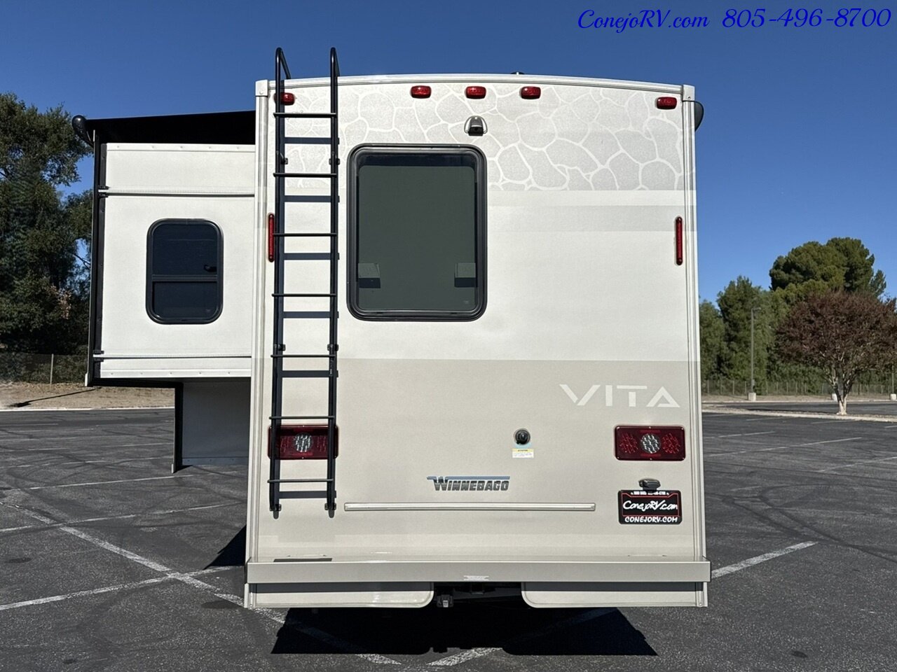 2024 Winnebago Vita 24P Full Wall Slide-Out Theater Seats Mercedes Turbo Diesel 6K Miles - Photo 41 - Thousand Oaks, CA 91360