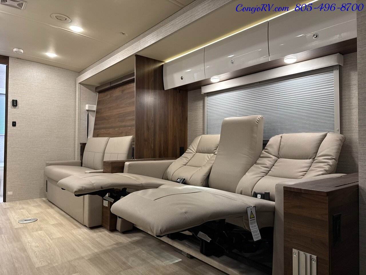 2024 Winnebago View 24D Full Wall Slide-Out Mercedes Turbo Diesel Full Body Paint - Photo 32 - Thousand Oaks, CA 91360