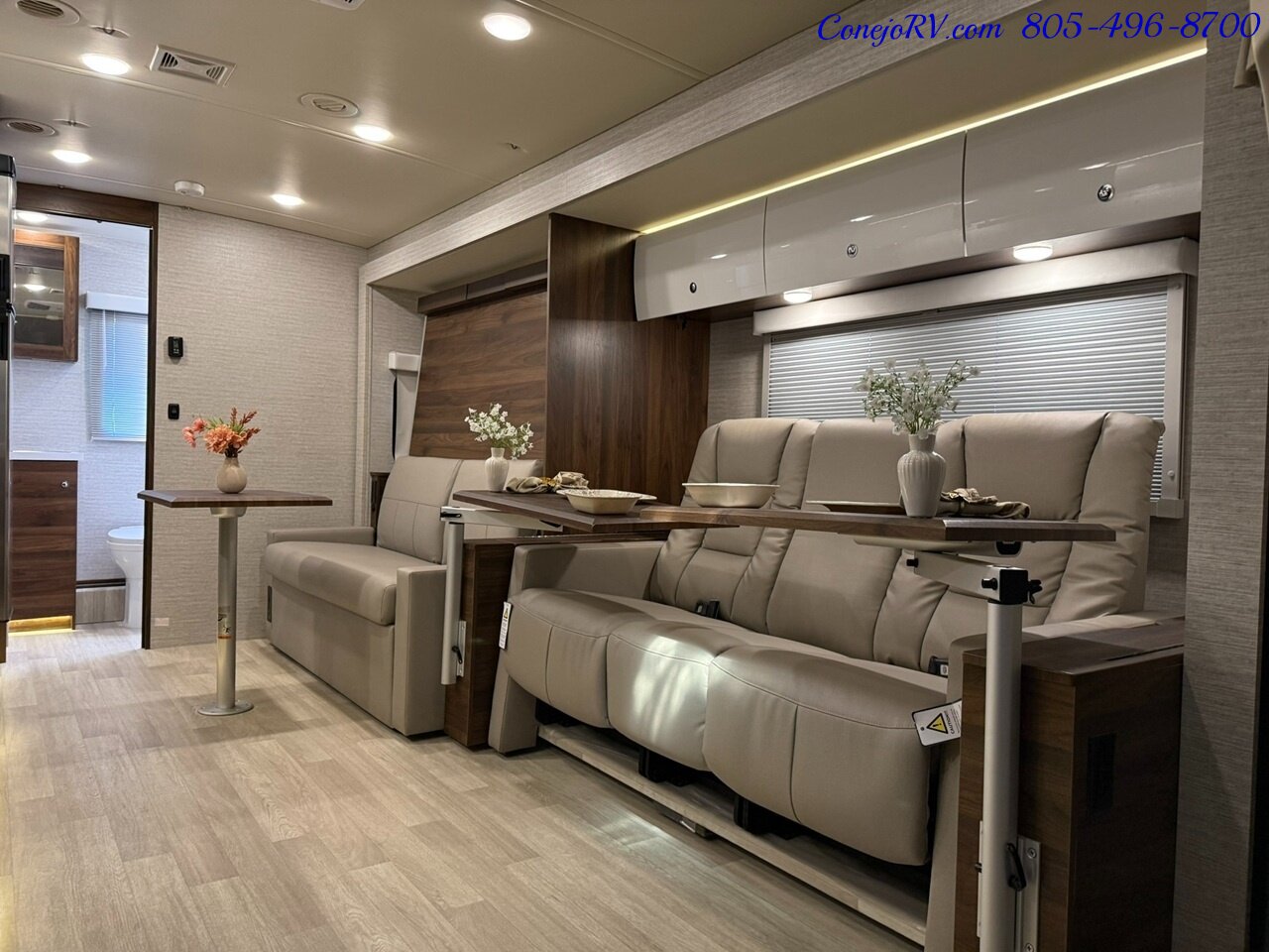2024 Winnebago View 24D Full Wall Slide-Out Mercedes Turbo Diesel Full Body Paint - Photo 6 - Thousand Oaks, CA 91360