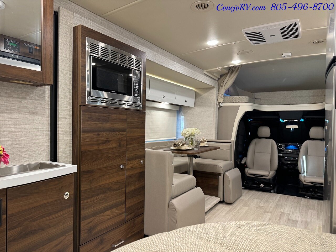 2024 Winnebago Navion 24J Horseshoe Dinette Mercedes Turbo Diesel Full Body   - Photo 25 - Thousand Oaks, CA 91360