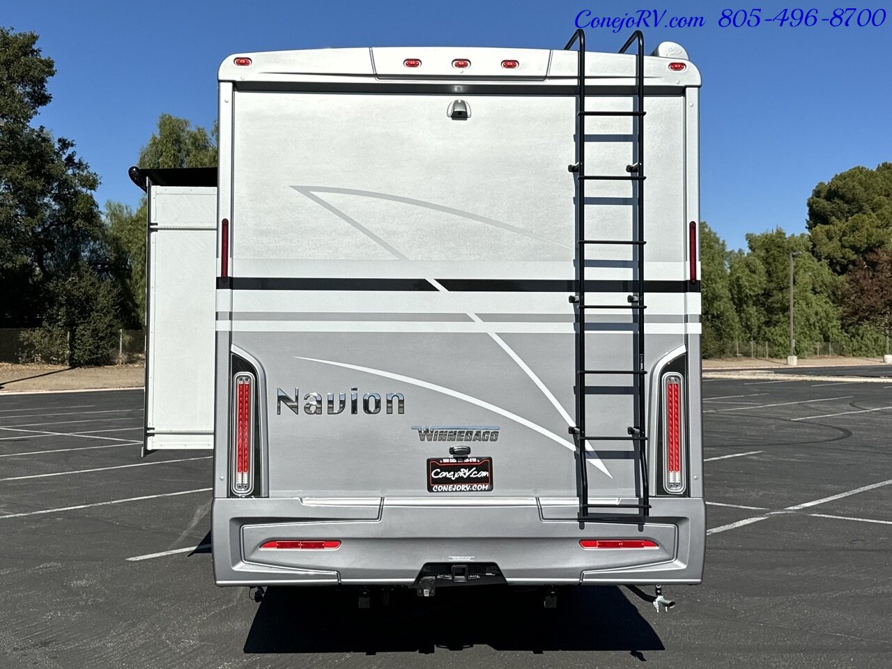 2024 Winnebago Navion 24J Horseshoe Dinette Mercedes Turbo Diesel Full Body   - Photo 40 - Thousand Oaks, CA 91360