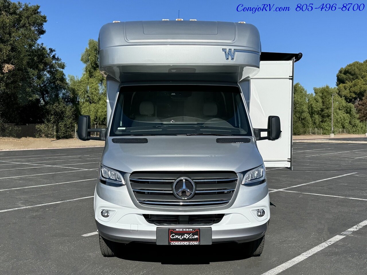 2024 Winnebago Navion 24J Horseshoe Dinette Mercedes Turbo Diesel Full Body   - Photo 41 - Thousand Oaks, CA 91360