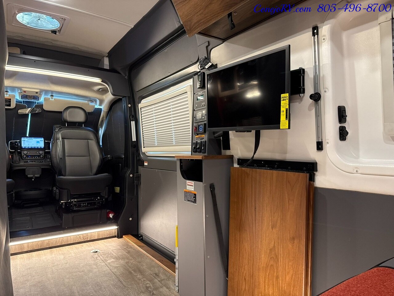 2024 Winnebago Roam 59RZ Accessibility Power Lift Power Lounge Full Galley - Photo 25 - Thousand Oaks, CA 91360