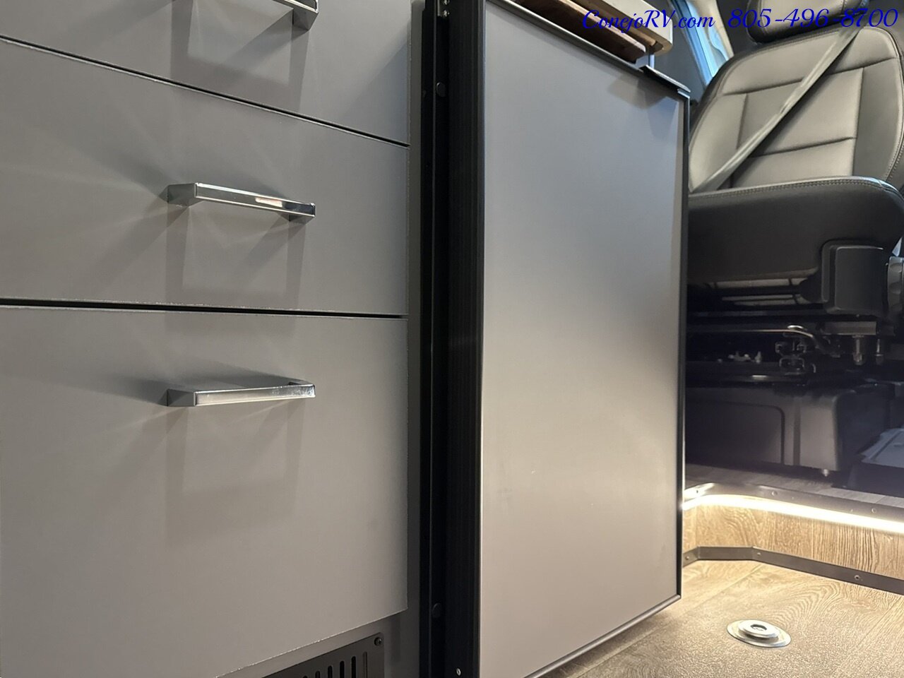 2024 Winnebago Roam 59RZ Accessibility Power Lift Power Lounge Full Galley - Photo 11 - Thousand Oaks, CA 91360