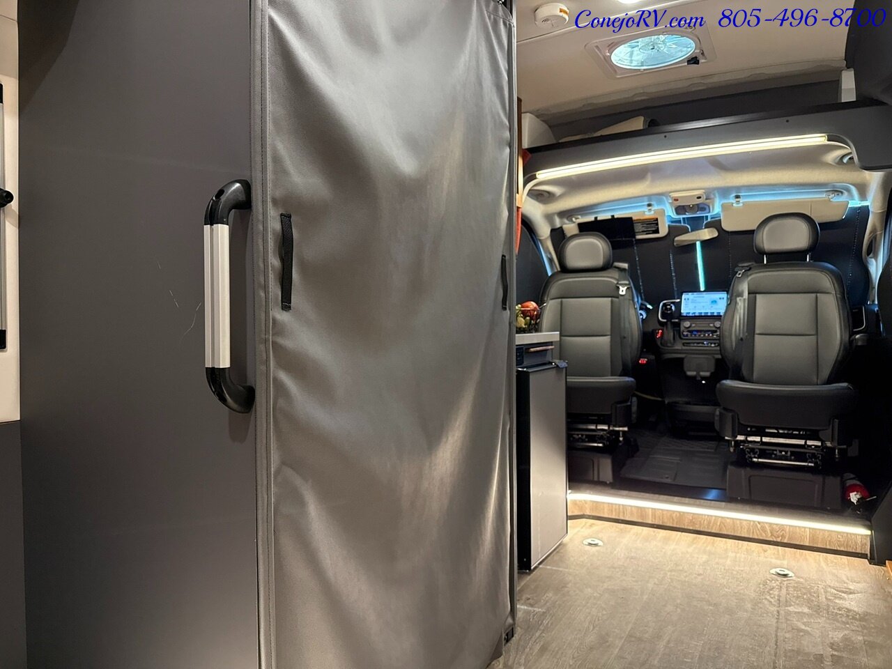 2024 Winnebago Roam 59RZ Accessibility Power Lift Power Lounge Full Galley - Photo 26 - Thousand Oaks, CA 91360