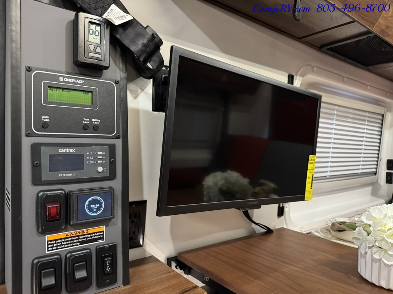 2024 Winnebago Roam 59RZ Accessibility Power Lift Power Lounge Full Galley - Photo 13 - Thousand Oaks, CA 91360