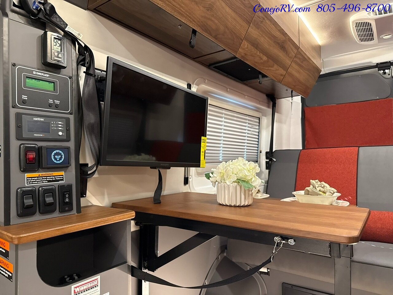 2024 Winnebago Roam 59RZ Accessibility Power Lift Power Lounge Full Galley - Photo 15 - Thousand Oaks, CA 91360