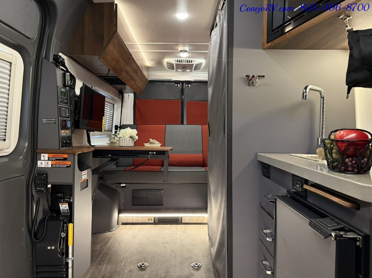 2024 Winnebago Roam 59RZ Accessibility Power Lift Power Lounge Full Galley - Photo 6 - Thousand Oaks, CA 91360
