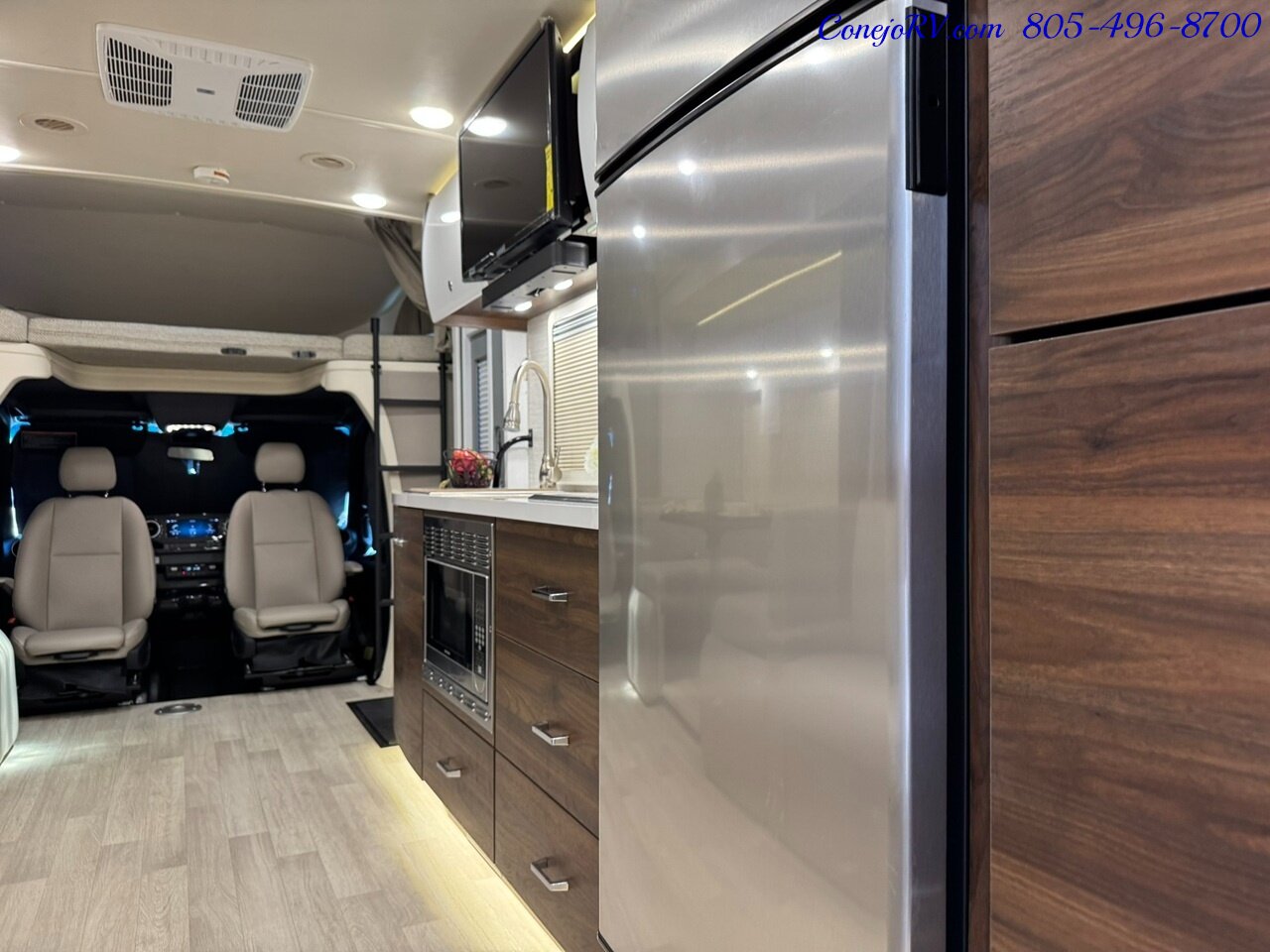 2023 Winnebago View 24DD Full Wall Slide-Out Mercedes Turbo Diesel  Full Body Paint 8K Miles - Photo 27 - Thousand Oaks, CA 91360