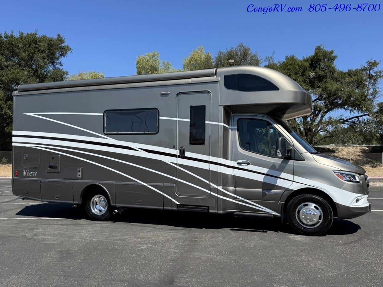 2023 Winnebago View 24DD Full Wall Slide-Out Mercedes Turbo Diesel  Full Body Paint 8K Miles - Photo 3 - Thousand Oaks, CA 91360