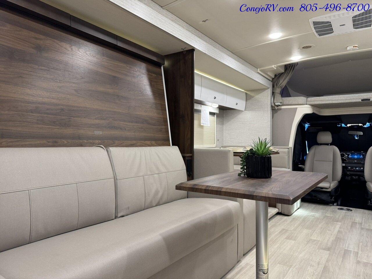 2023 Winnebago View 24DD Full Wall Slide-Out Mercedes Turbo Diesel  Full Body Paint 8K Miles - Photo 18 - Thousand Oaks, CA 91360