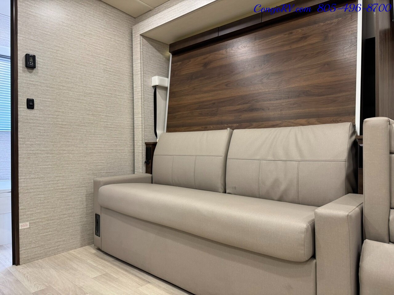 2023 Winnebago View 24DD Full Wall Slide-Out Mercedes Turbo Diesel  Full Body Paint 8K Miles - Photo 19 - Thousand Oaks, CA 91360