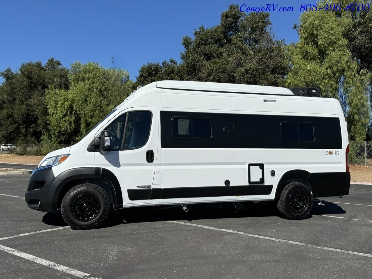 2024 Winnebago Solis 59PX Murphy Bed Pop Top Full Galley 3K Miles   - Photo 41 - Thousand Oaks, CA 91360