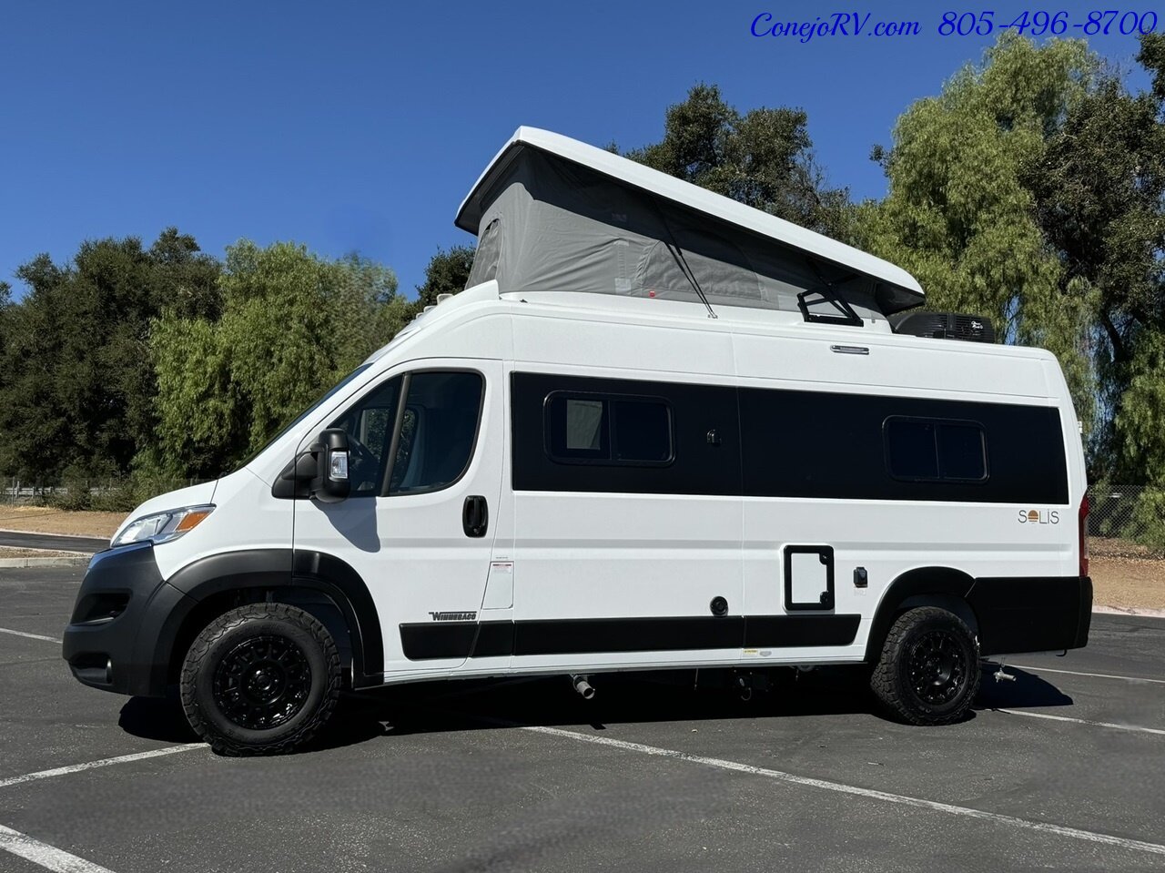 2024 Winnebago Solis 59PX Murphy Bed Pop Top Full Galley 3K Miles   - Photo 1 - Thousand Oaks, CA 91360