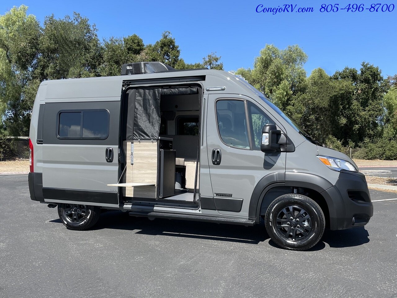 2024 WINNEBAGO Solis Pocket 36B Lithium System Enclosed Rear Bath   - Photo 33 - Thousand Oaks, CA 91360