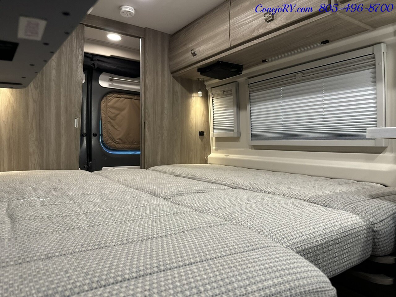 2025 Winnebago Travato 59K Touring Coach 2.8KW Onan Generator   - Photo 20 - Thousand Oaks, CA 91360