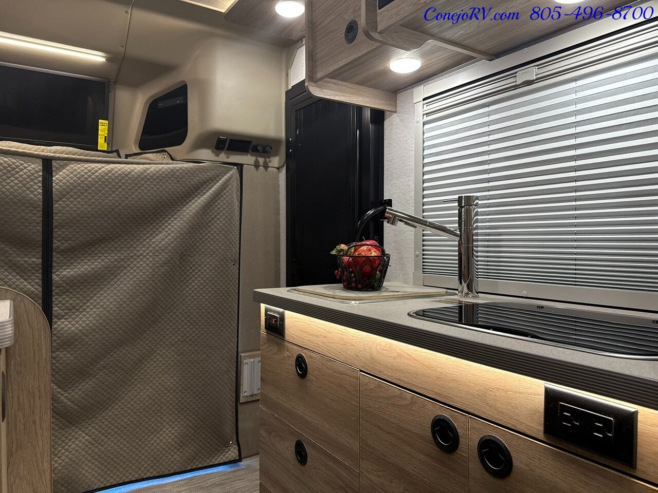 2026 Winnebago Ekko 22A Pop Top Lithium Power 310HP All Wheel Drive - Photo 16 - Thousand Oaks, CA 91360