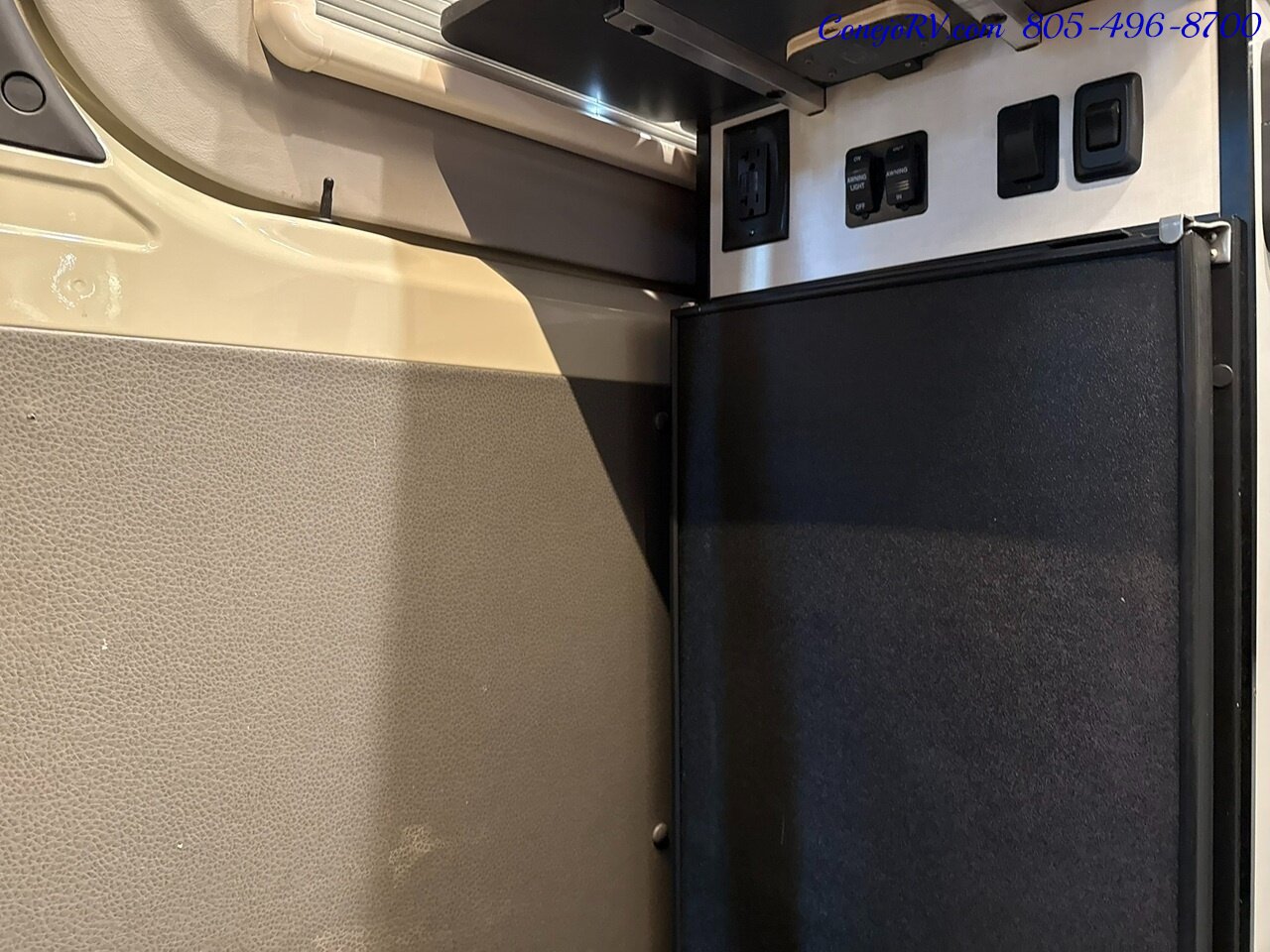2023 Winnebago Revel 44E 4X4 Sprinter Mercedes Turbo Diesel, 320 AH Lithium   - Photo 12 - Thousand Oaks, CA 91360