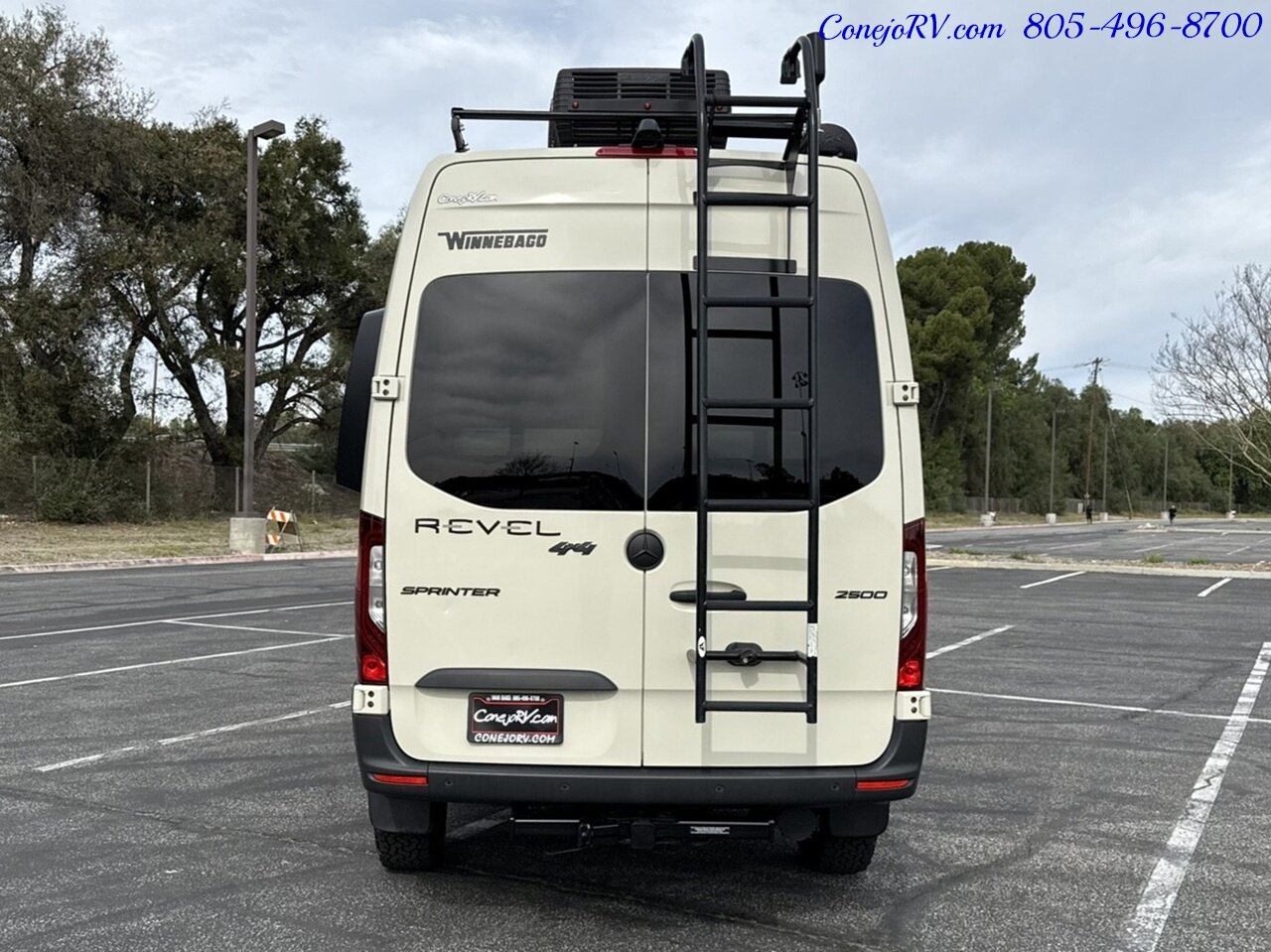 2023 Winnebago Revel 44E 4X4 Sprinter Mercedes Turbo Diesel, 320 AH Lithium   - Photo 43 - Thousand Oaks, CA 91360