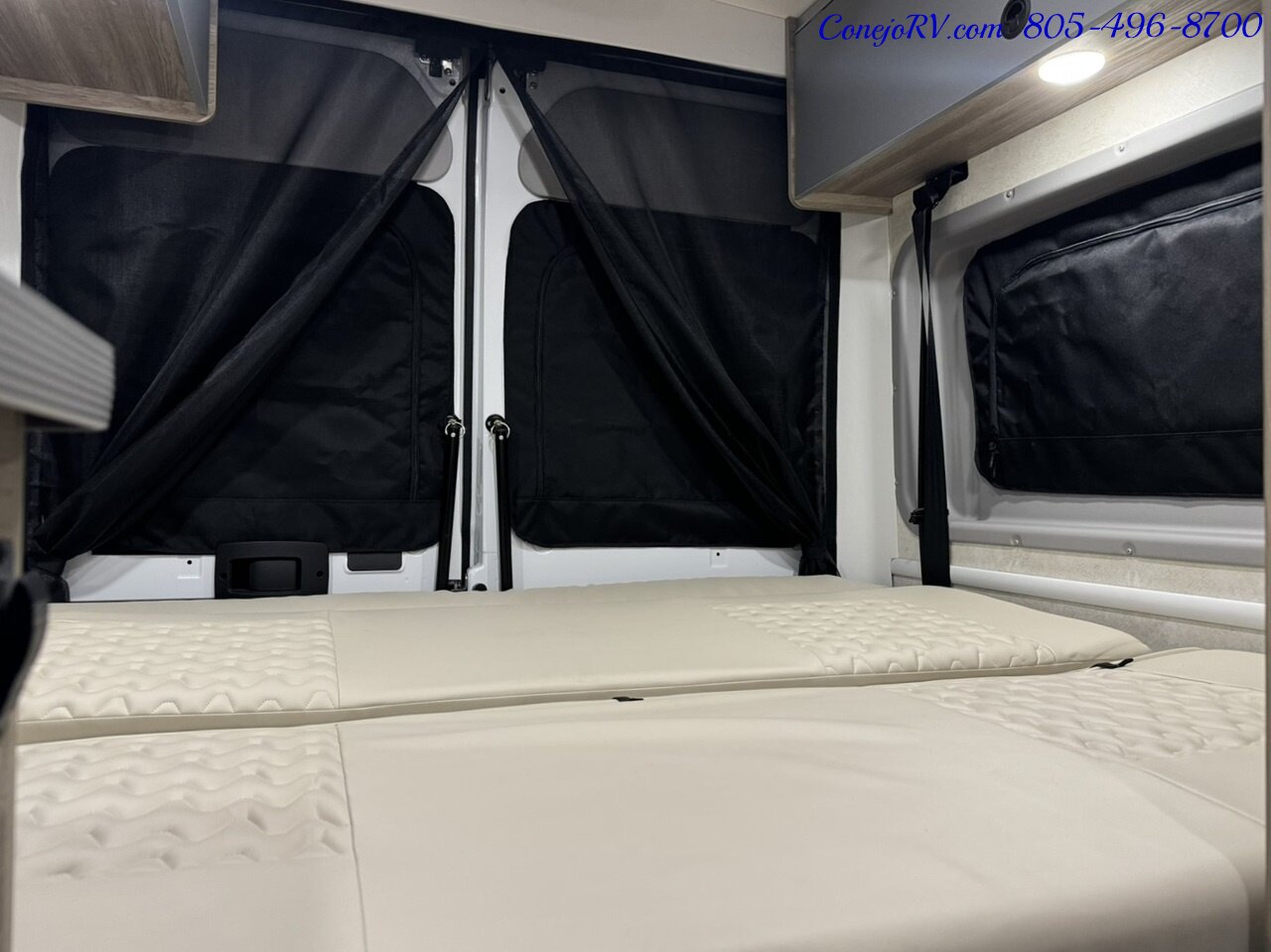 2025 Winnebago Solis 59P Pop Top Full Galley Convertible Couch Roof AC   - Photo 22 - Thousand Oaks, CA 91360