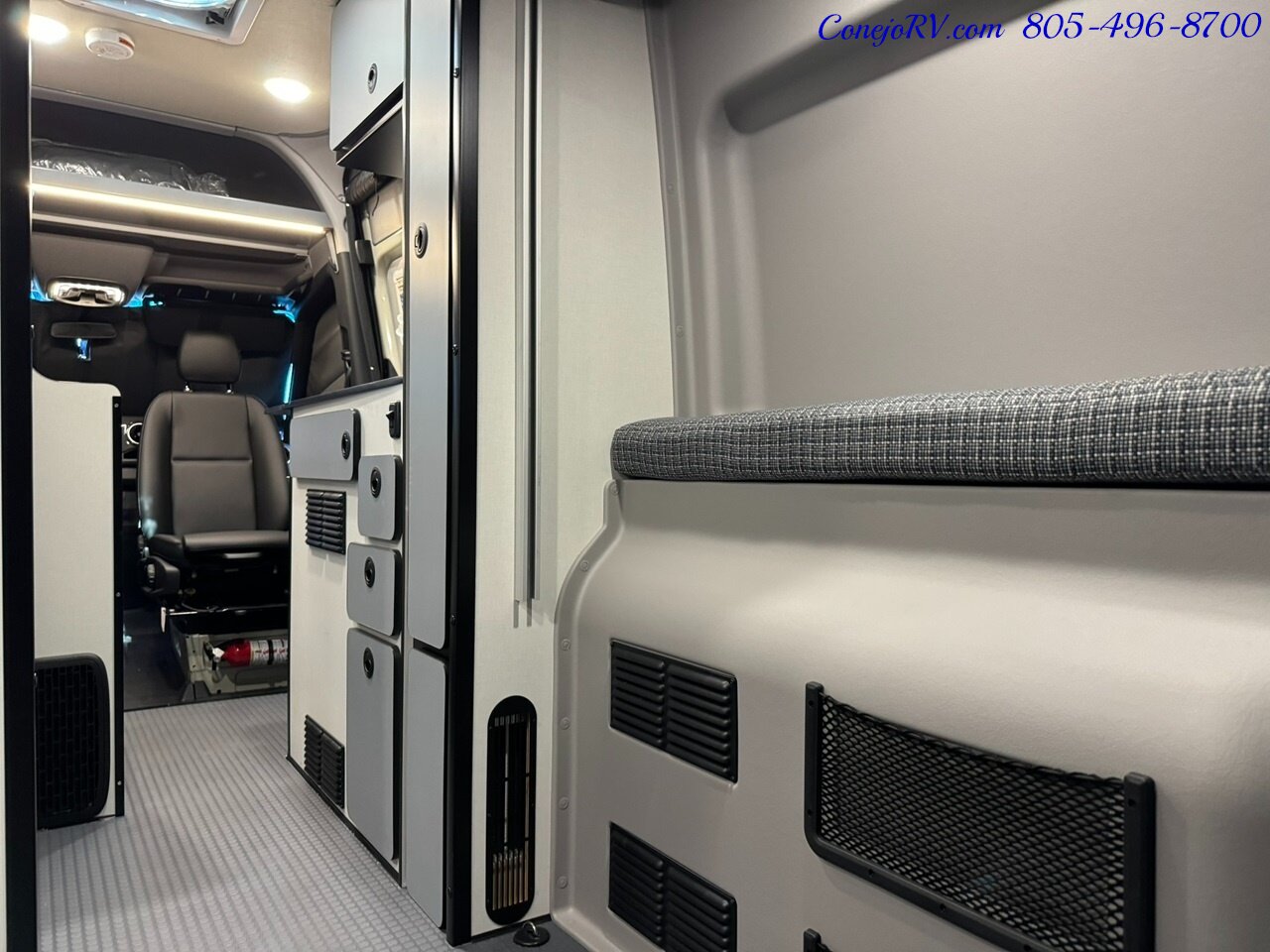 2024 Winnebago Revel 44E 4X4 Sprinter Mercedes Turbo Diesel, 320 AH Lithium   - Photo 30 - Thousand Oaks, CA 91360