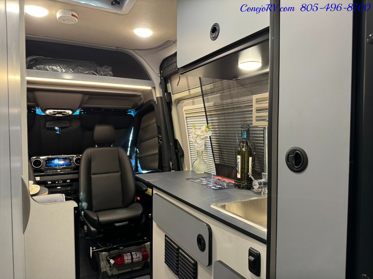 2024 Winnebago Revel 44E 4X4 Sprinter Mercedes Turbo Diesel, 320 AH Lithium   - Photo 32 - Thousand Oaks, CA 91360