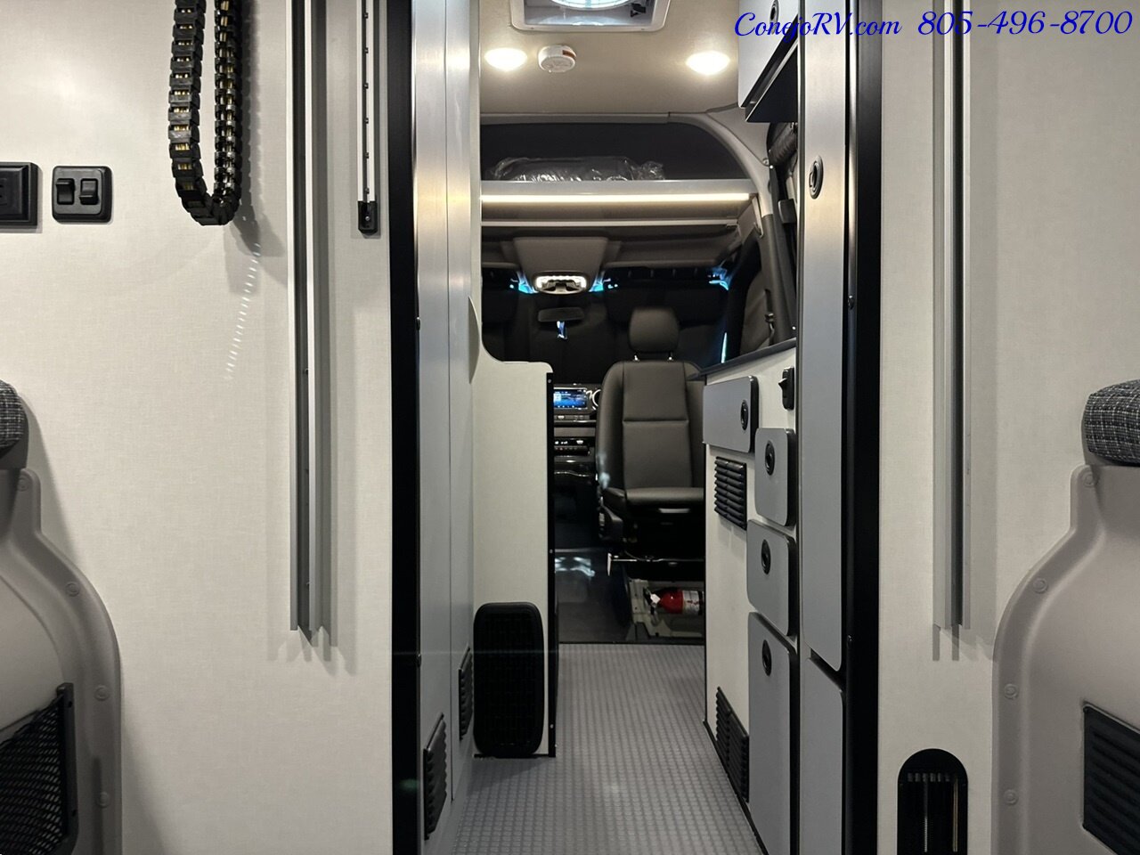 2024 Winnebago Revel 44E 4X4 Sprinter Mercedes Turbo Diesel, 320 AH Lithium   - Photo 29 - Thousand Oaks, CA 91360