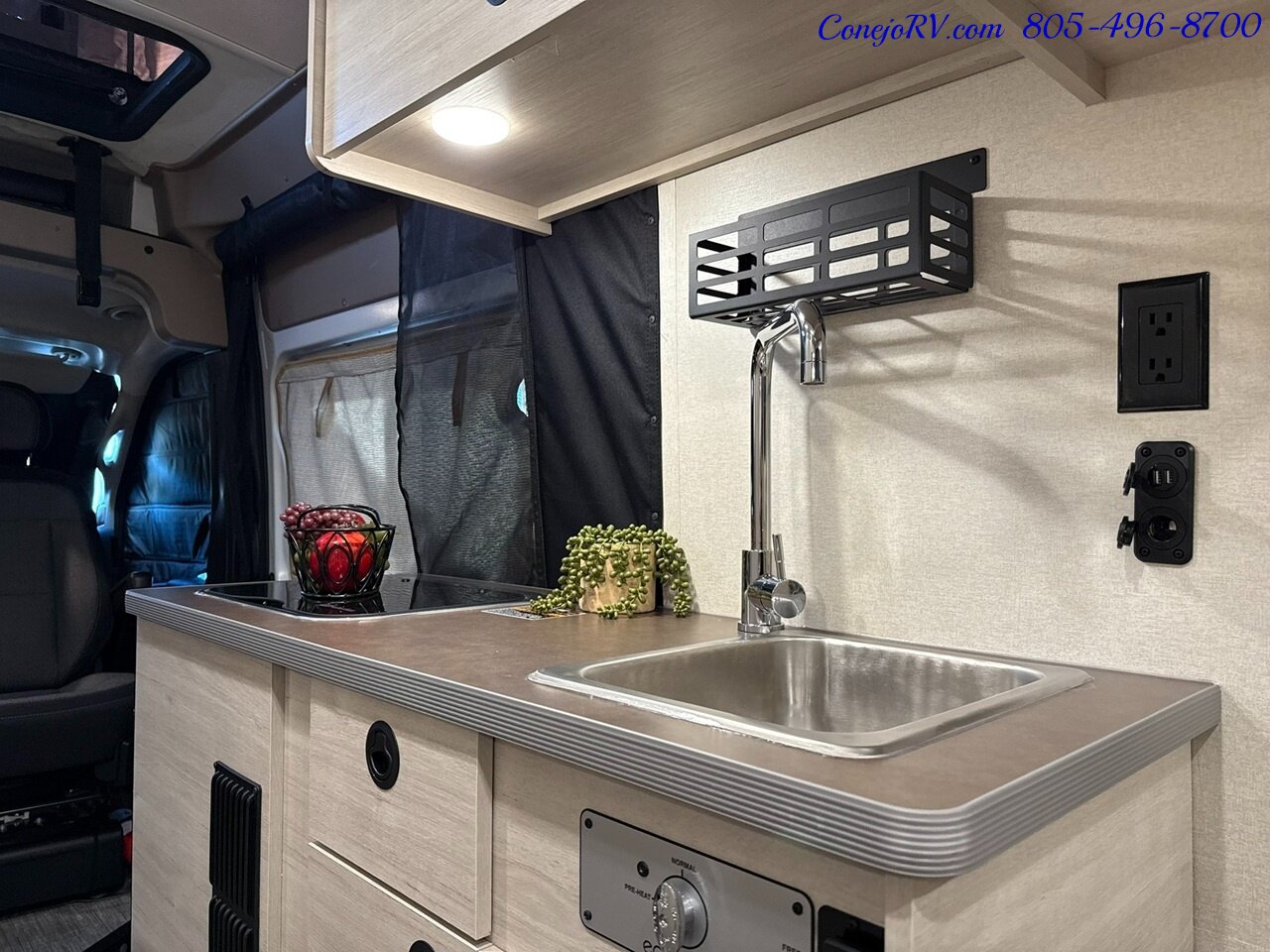 2026 Winnebago Solis 59P **NEW FOR 2026 2.8KW GENERATOR**Pop Top Full  Galley Convertible SOFA Roof AC - Photo 15 - Thousand Oaks, CA 91360