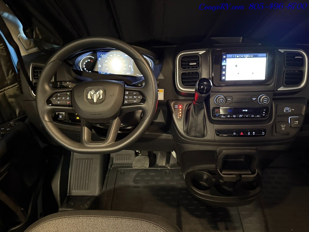 2026 Winnebago Solis 59P **NEW FOR 2026 2.8KW GENERATOR**Pop Top Full  Galley Convertible SOFA Roof AC - Photo 31 - Thousand Oaks, CA 91360