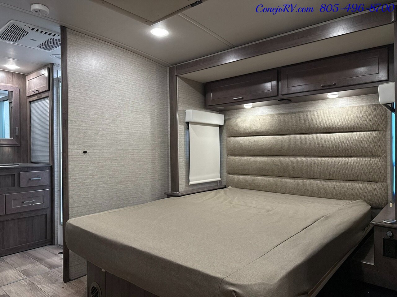 2023 Winnebago Forza 38W Triple Slide Outs Bunkhouse Loft Bed 2 Bath  Cummins Turbo Diesel 45k Miles - Photo 23 - Thousand Oaks, CA 91360