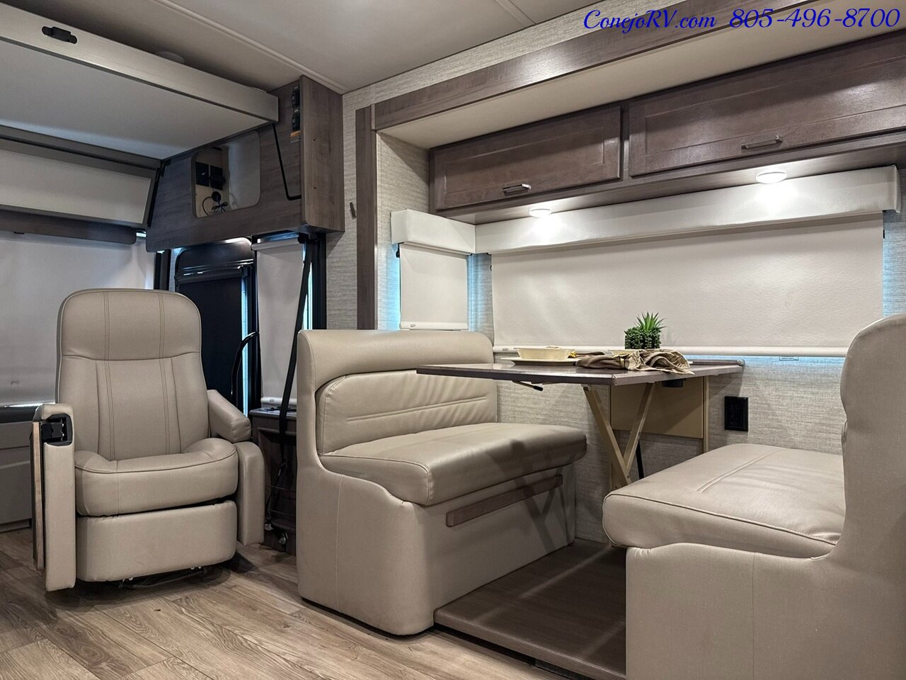 2023 Winnebago Forza 38W Triple Slide Outs Bunkhouse Loft Bed 2 Bath  Cummins Turbo Diesel 45k Miles - Photo 15 - Thousand Oaks, CA 91360