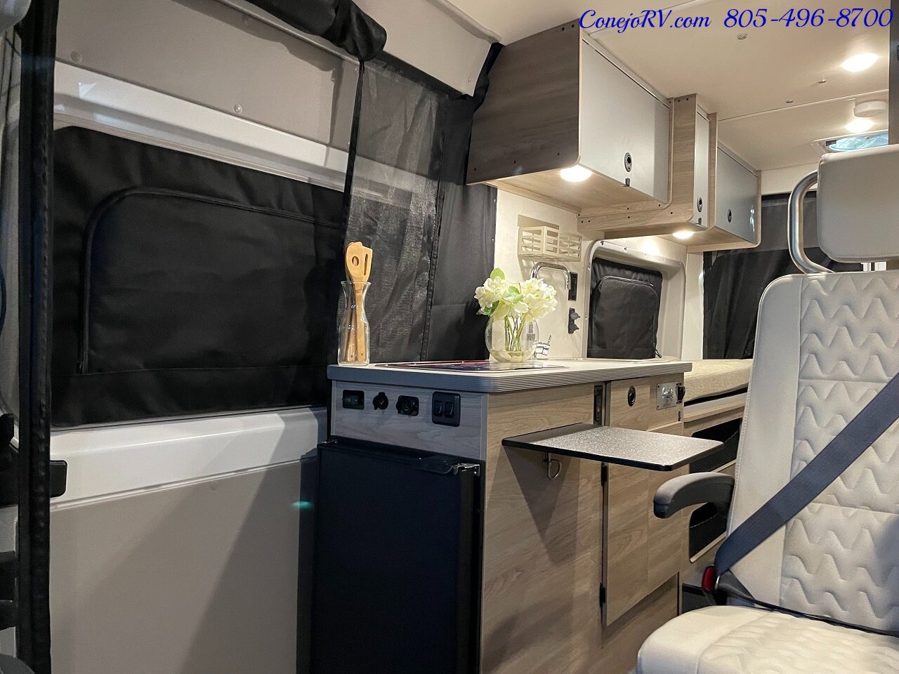 2023 WINNEBAGO Solis 59P Murphy Bed Pop Top Full Galley New Chassis  Adaptive Cruise - Photo 7 - Thousand Oaks, CA 91360