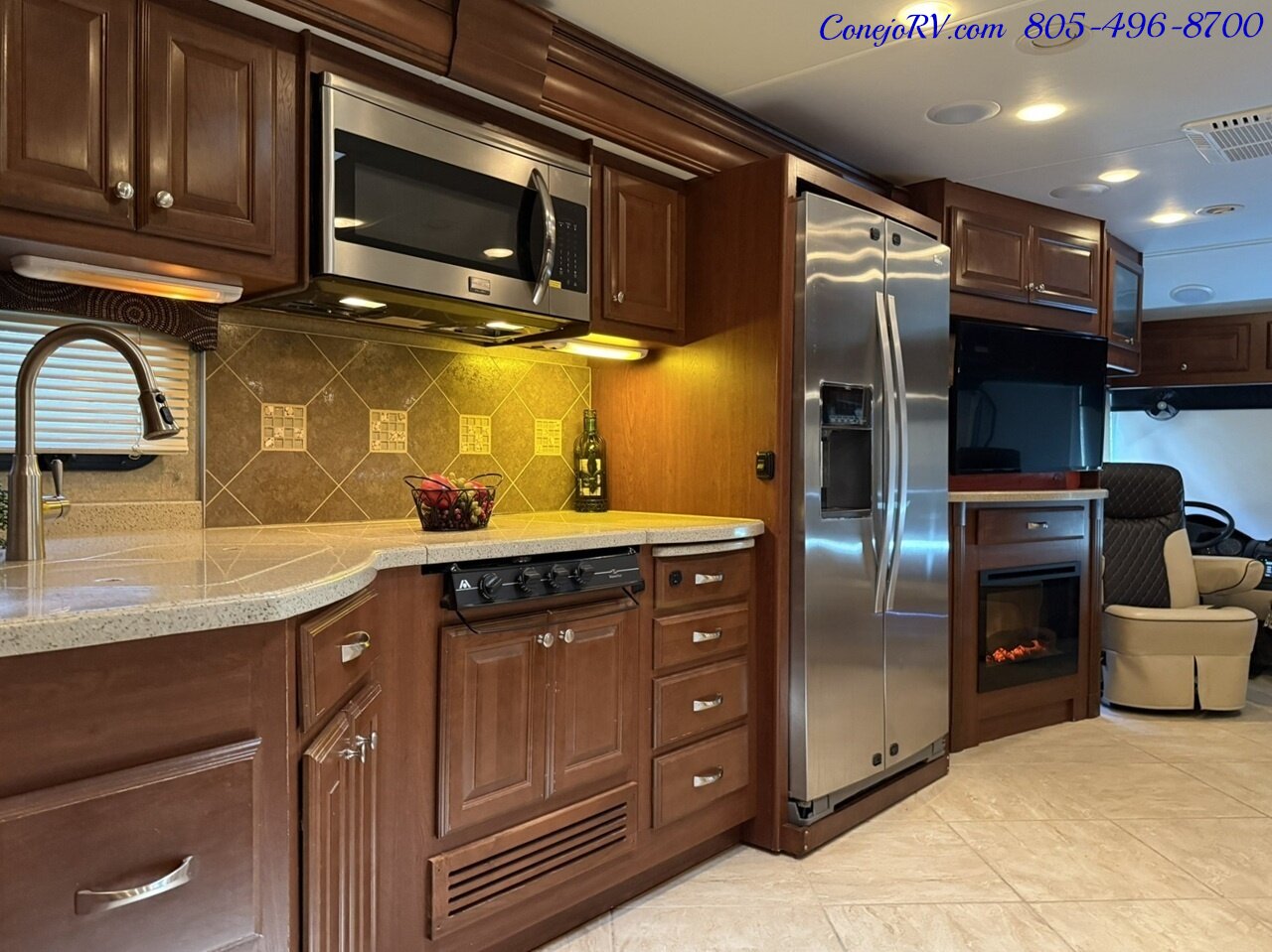 2014 Thor Tuscany 40EX Cummins ISB Diesel Engine Triple Slide Outs King  Bed Bath & 1/2 Full Body Paint 34K Miles - Photo 14 - Thousand Oaks, CA 91360