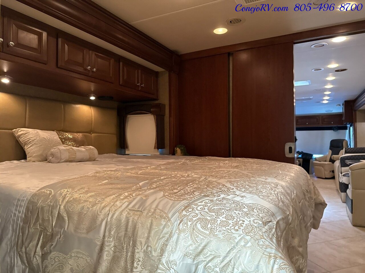 2014 Thor Tuscany 40EX Cummins ISB Diesel Engine Triple Slide Outs King  Bed Bath & 1/2 Full Body Paint 34K Miles - Photo 34 - Thousand Oaks, CA 91360