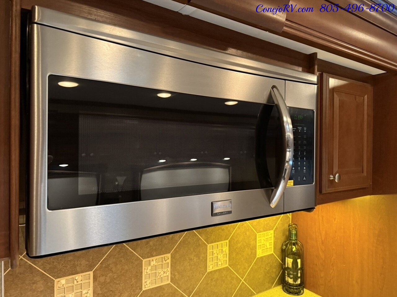 2014 Thor Tuscany 40EX Cummins ISB Diesel Engine Triple Slide Outs King  Bed Bath & 1/2 Full Body Paint 34K Miles - Photo 12 - Thousand Oaks, CA 91360