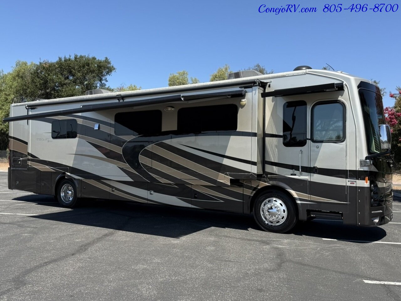 2014 Thor Tuscany 40EX Cummins ISB Diesel Engine Triple Slide Outs King  Bed Bath & 1/2 Full Body Paint 34K Miles - Photo 47 - Thousand Oaks, CA 91360