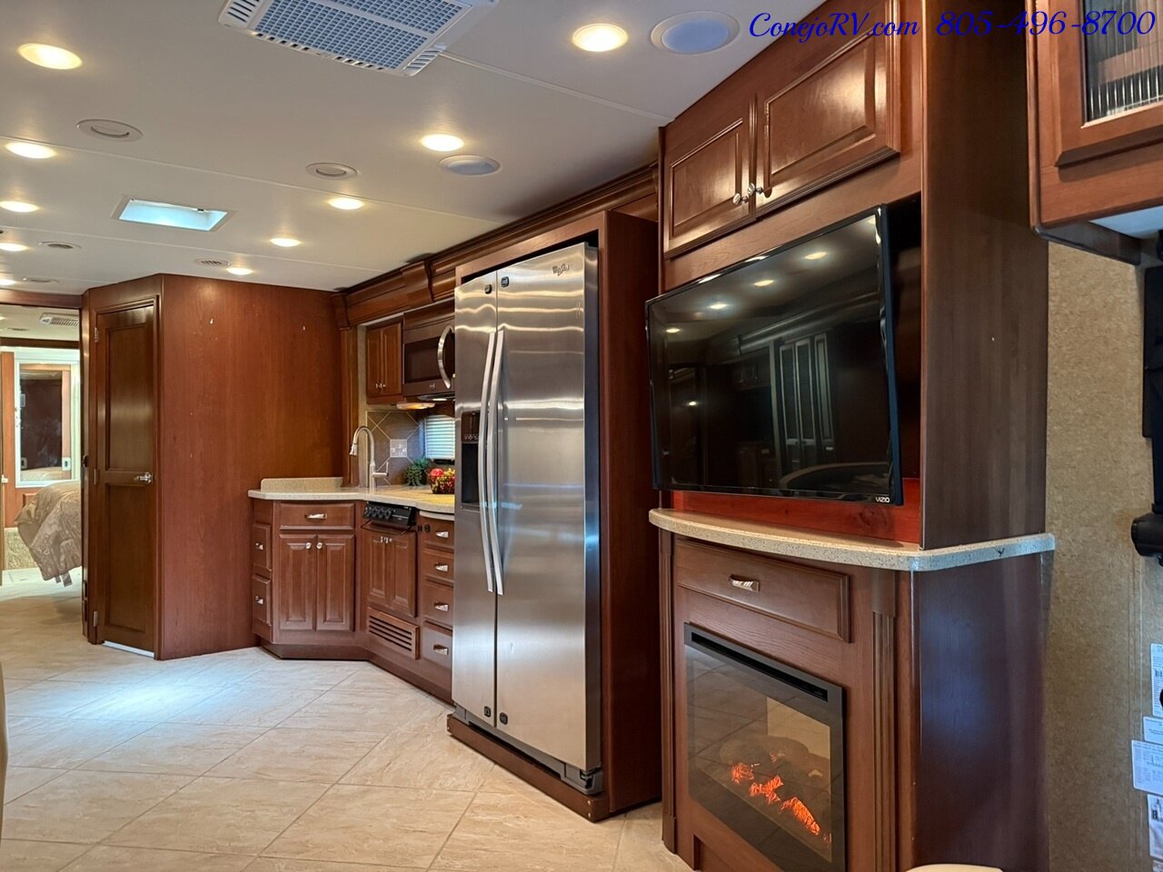 2014 Thor Tuscany 40EX Cummins ISB Diesel Engine Triple Slide Outs King  Bed Bath & 1/2 Full Body Paint 34K Miles - Photo 6 - Thousand Oaks, CA 91360