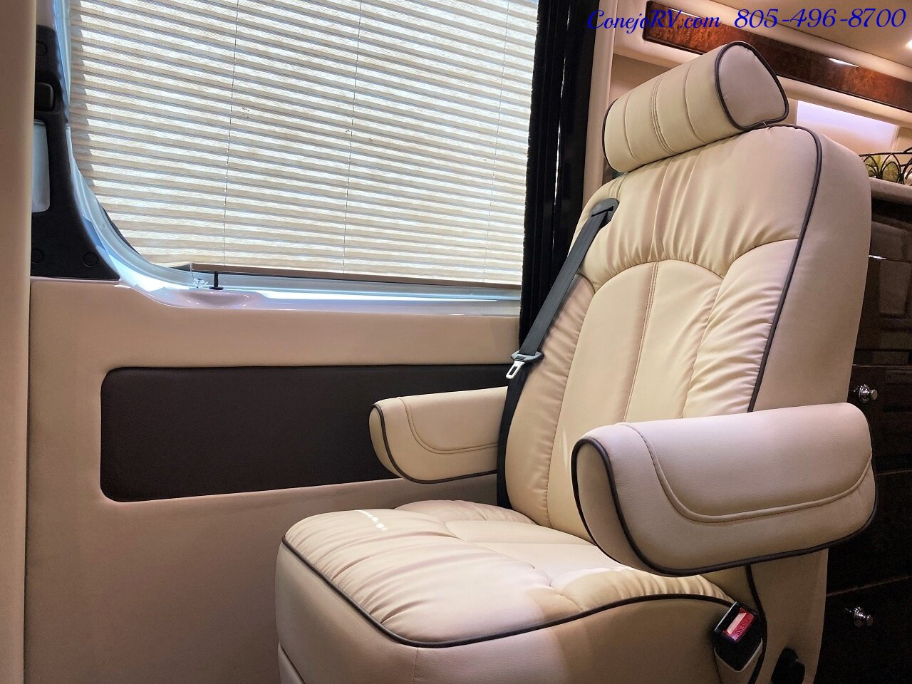 2020 American Coach Patriot By Midwest Automotive Designs 144 MD4 Mercedes Turbo Diesel Power 5K Miles   - Photo 9 - Thousand Oaks, CA 91360