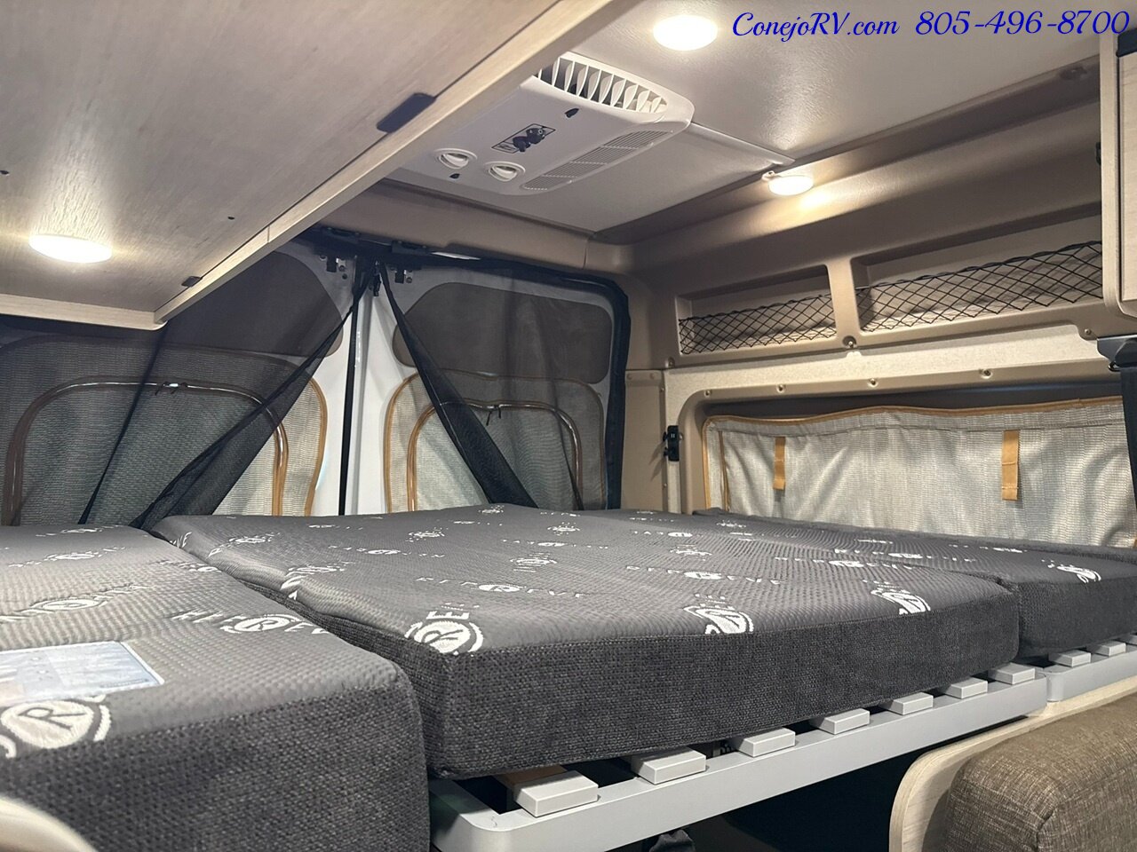 2027 Winnebago Solis Pocket 36A **New for 2027 2.8KW GENERATOR** Roof AC Murphy Bed Full Galley - Photo 20 - Thousand Oaks, CA 91360