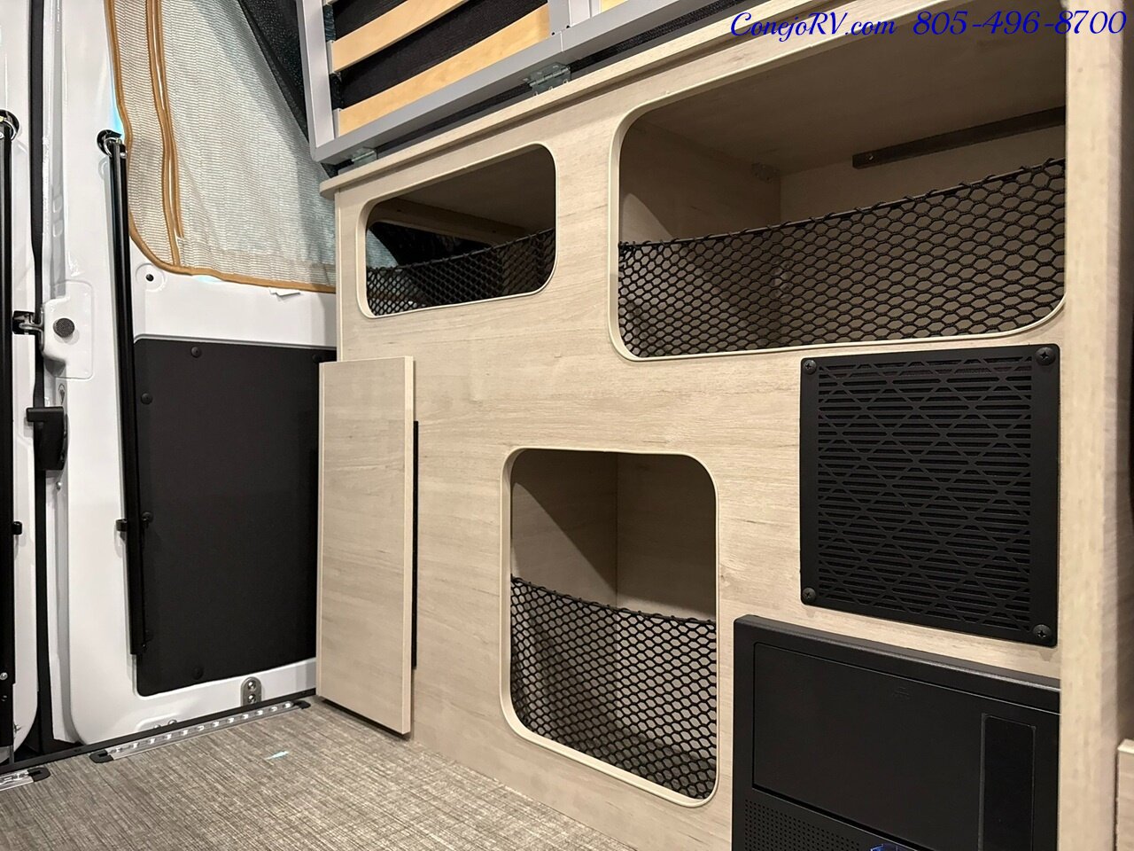 2027 Winnebago Solis Pocket 36A **New for 2027 2.8KW GENERATOR** Roof AC Murphy Bed Full Galley - Photo 22 - Thousand Oaks, CA 91360