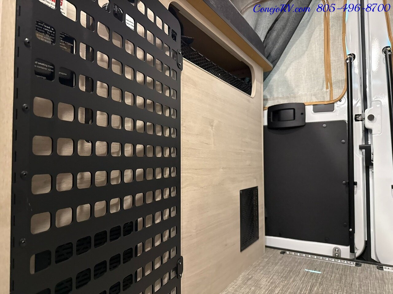 2027 Winnebago Solis Pocket 36A **New for 2027 2.8KW GENERATOR** Roof AC Murphy Bed Full Galley - Photo 23 - Thousand Oaks, CA 91360