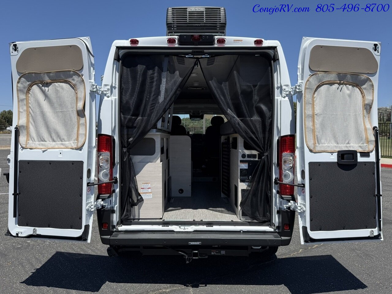 2027 Winnebago Solis Pocket 36A **New for 2027 2.8KW GENERATOR** Roof AC Murphy Bed Full Galley - Photo 39 - Thousand Oaks, CA 91360