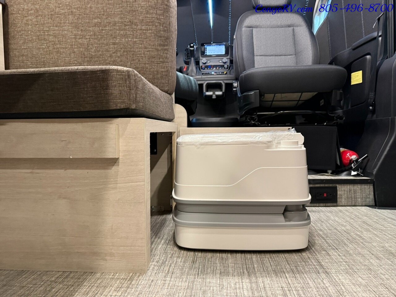 2027 Winnebago Solis Pocket 36A **New for 2027 2.8KW GENERATOR** Roof AC Murphy Bed Full Galley - Photo 16 - Thousand Oaks, CA 91360