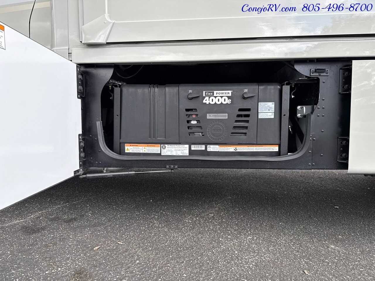 2027 Winnebago Navion 24D Full Wall Slide Murphy Bed Mercedes Turbo Diesel Full Body Paint - Photo 39 - Thousand Oaks, CA 91360