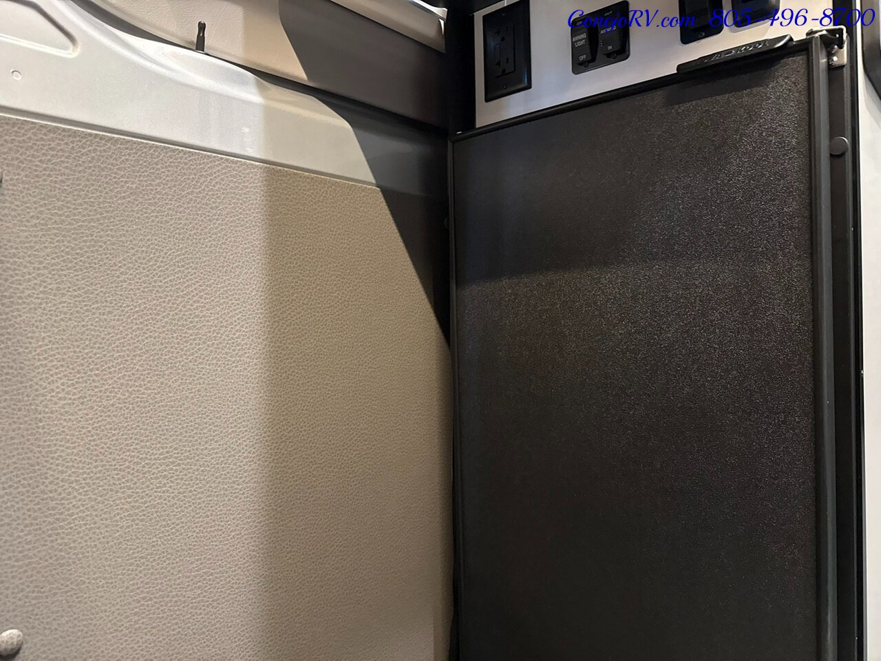 2022 Winnebago Revel 44E 4X4 Sprinter Mercedes Turbo Diesel Lithium  Batteries - Photo 12 - Thousand Oaks, CA 91360