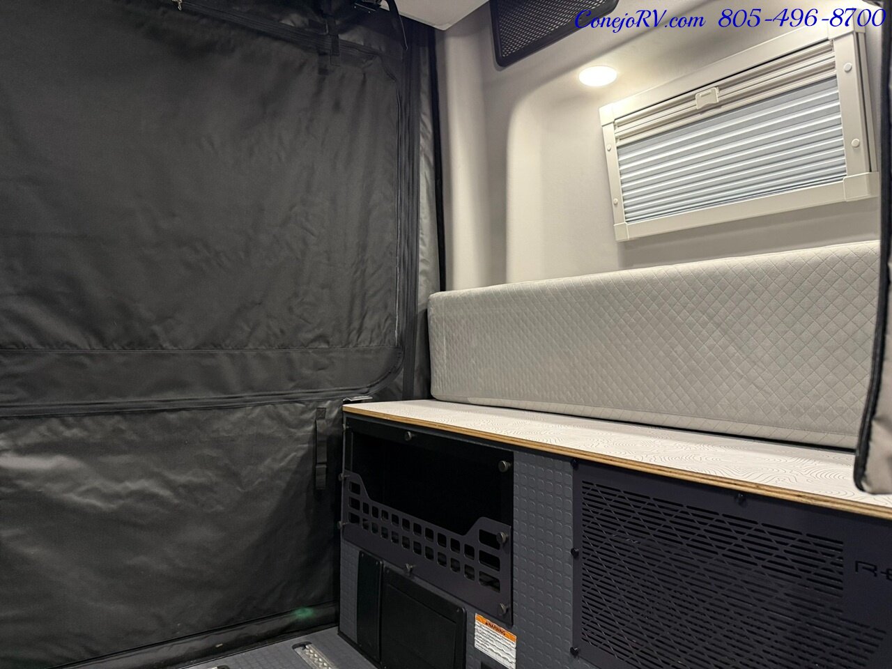 2024 Winnebago Revel 44EC AWD Sprinter Mercedes Turbo Diesel, 16.8KWH  Lithionics System 15K Miles - Photo 22 - Thousand Oaks, CA 91360